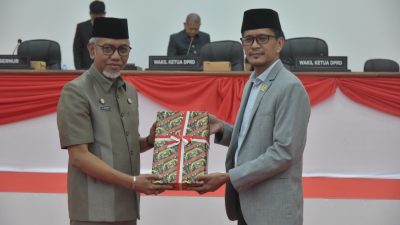 DPRD Sulbar Sahkan Perda Jasa Konstruksi dan Serahkan Pokir untuk RKPD 2026